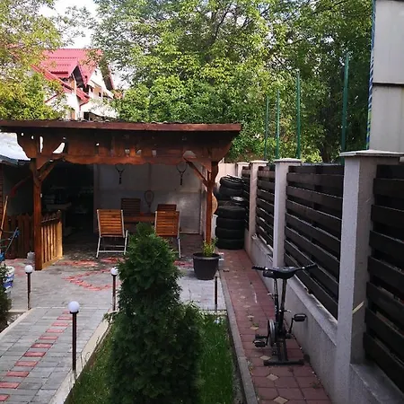 Lenusk 3 Апартаменти *